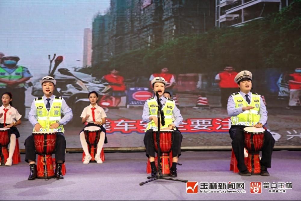 交通安全巡回宣讲活动在兴业县葵阳镇榜山村举办，精彩纷呈  第1张