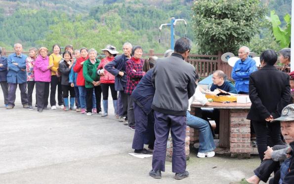 10 月敬老月，渝北区茨竹镇如何让老人安享幸福晚年？  第3张