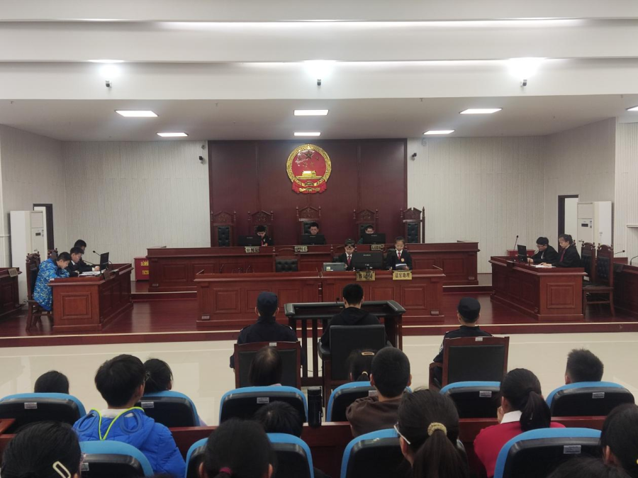 青联希望小屋项目：模拟法庭活动，让青少年与法律亲密接触  第1张