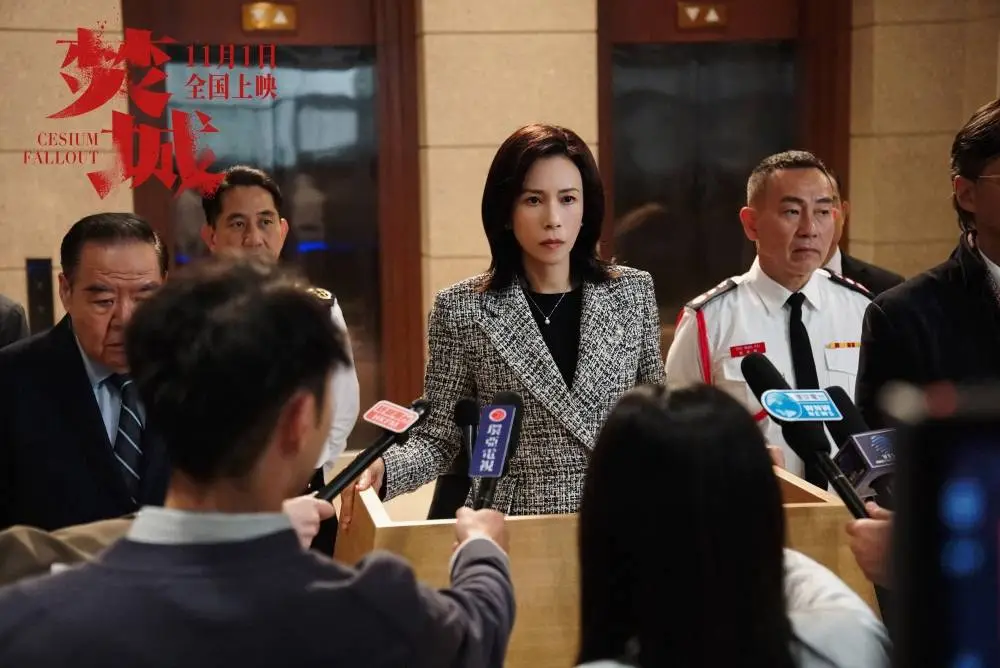 焚城震撼来袭！填补香港电影空白，700 万市民生命安全悬于一线  第5张