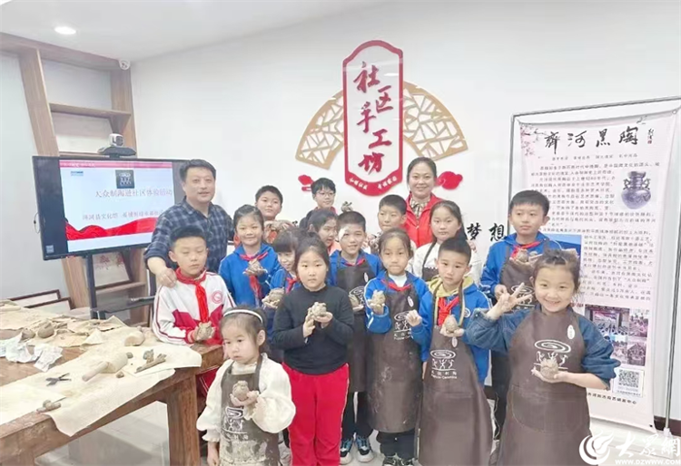 晏城街道非遗文创体验馆，满足不同人群文化需求，你还不来体验吗？  第2张