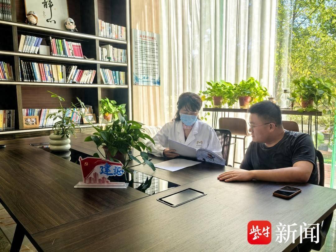 南京建南社区联合体检单位送健康上门，建筑工地工人喜笑颜开