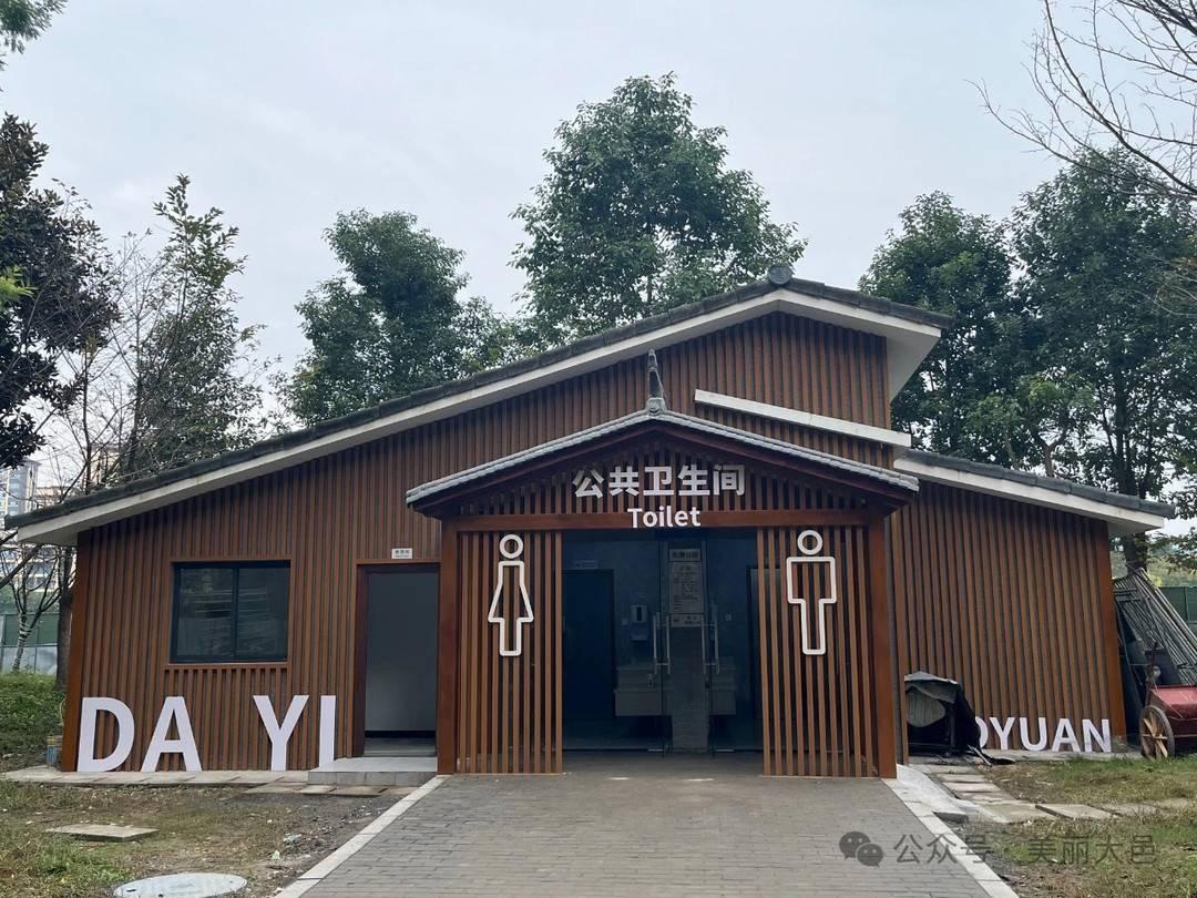 大邑县惊现巨无霸地埋式果屑箱，一次能装 2640L 垃圾  第5张