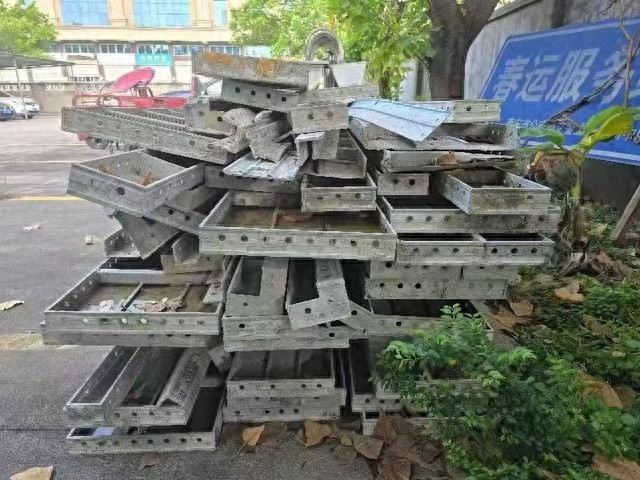 南安警方历时120天成功追回大量被盗铝模板，破案细节曝光