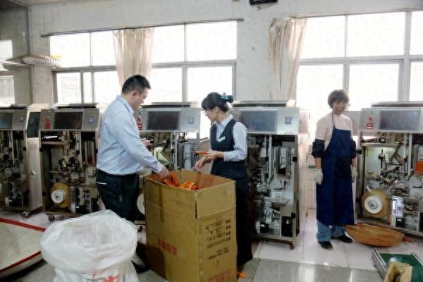 农行首笔200万兴茶贷助力安溪源芳茶叶，茶厂扩大规模计划即将启动