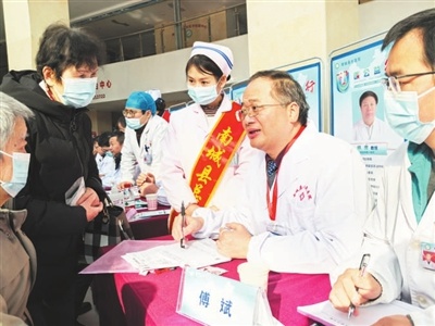 省级名医亲临县城！南大一附院专家团义诊，前列腺癌筛查全免费