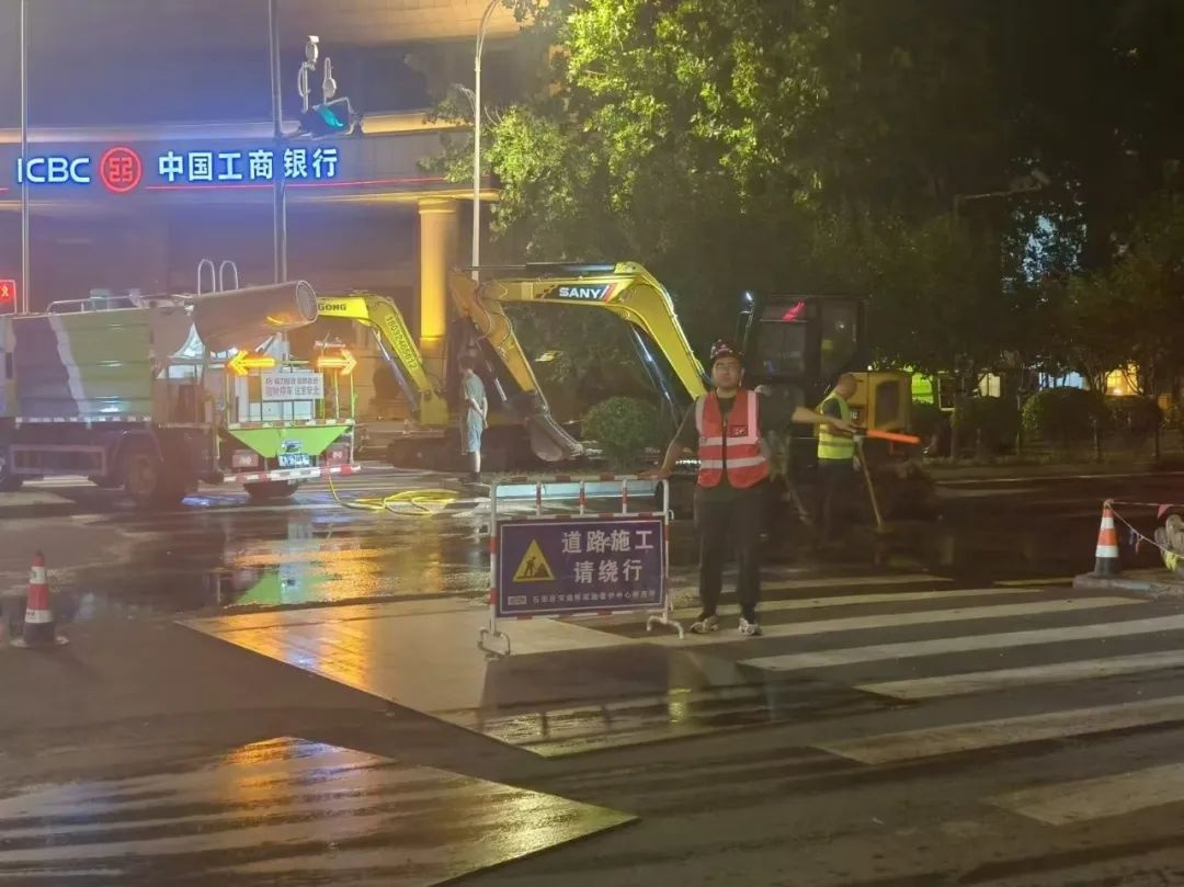 从普通员工到店长，她见证了平安大街的华丽蜕变，未来生意必将更加红火  第5张