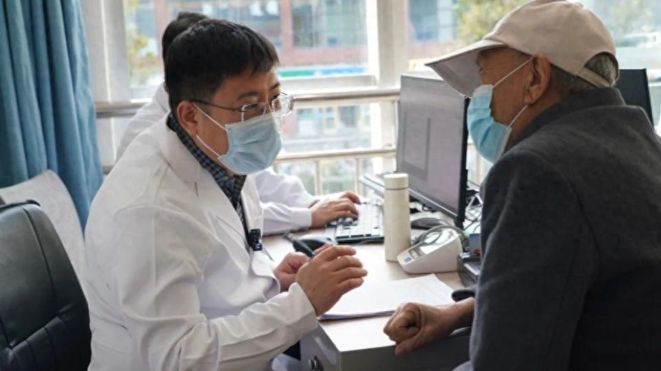 石家庄患者惊喜发现：京津名医每周五坐诊，家门口享受顶级医疗服务