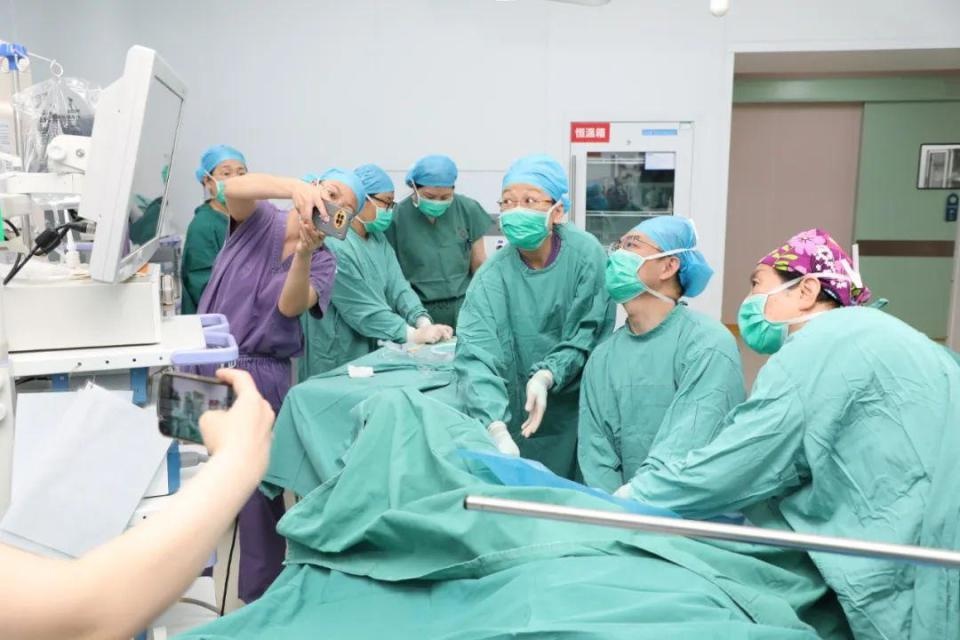 石家庄患者惊喜发现：京津名医每周五坐诊，家门口享受顶级医疗服务  第2张
