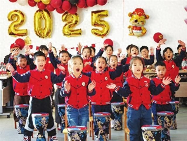 元旦临近，社区迎新年活动精彩纷呈，邻里情谊更浓  第1张