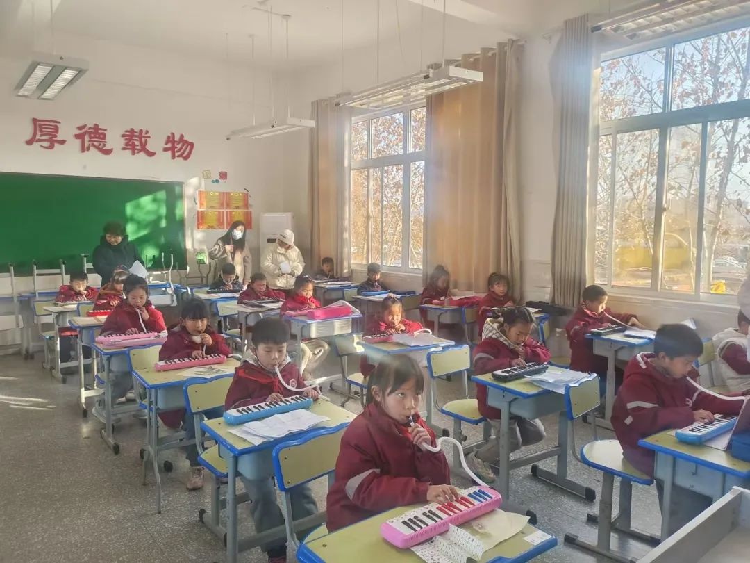 五育润心绘青春：西安市未央区讲武殿小学社团成果展，见证孩子们的成长奇迹  第6张