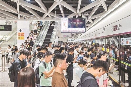 2025年元旦深圳地铁大调整！夜间运营延长至凌晨2点，出行更便利  第1张