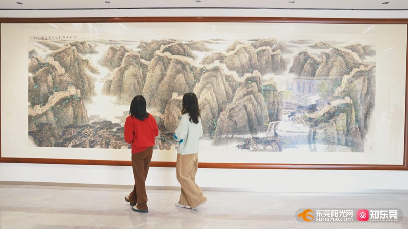 南方首次惊现巨幅长城画！东莞新馆免费开放，艺术爱好者争相打卡  第3张