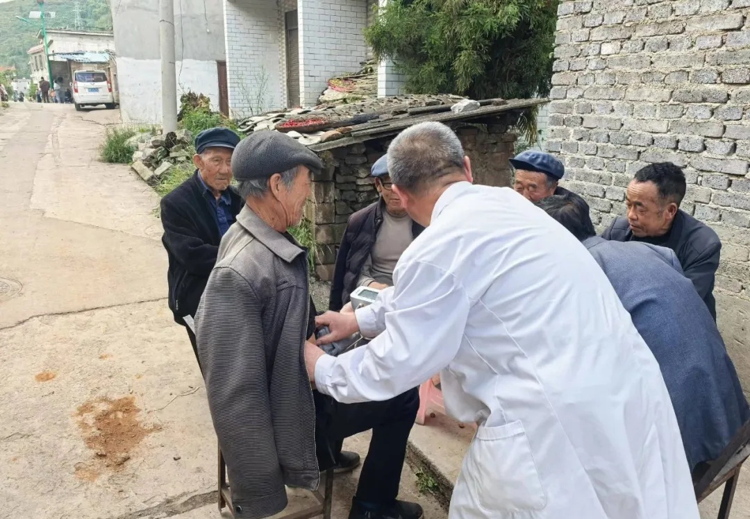 钟山区大湾镇卫生院：如何在乡村振兴中发挥医疗服务的助推器作用？  第3张