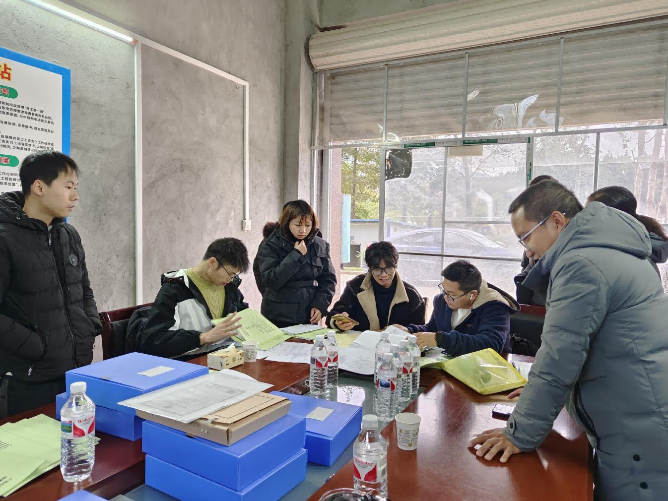 市水利局深入工地，确保农民工权益：你的工资按时足额发放了吗？  第2张