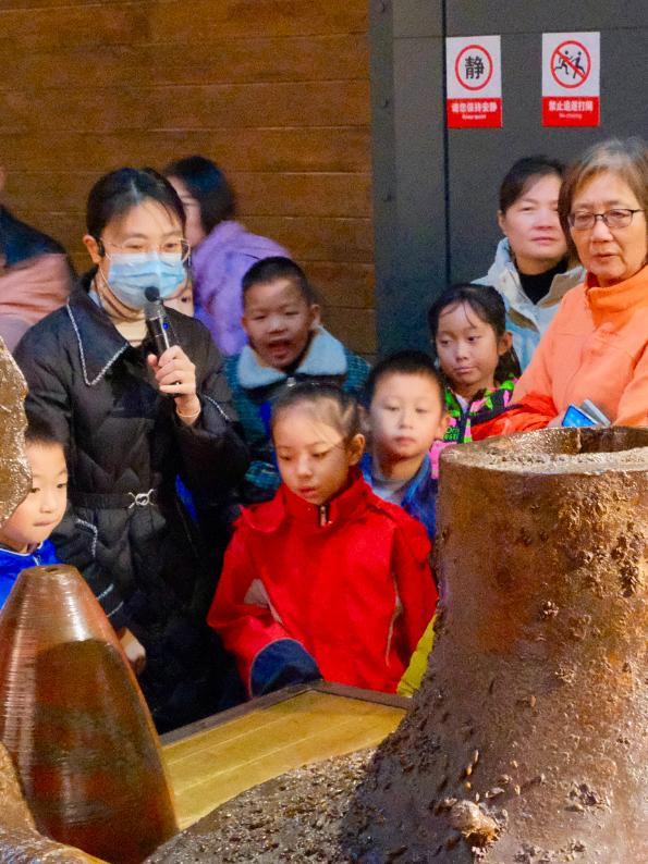 传承工业基因，汲取奋进力量：柳州市职工家庭工业研学活动盛大启动  第6张