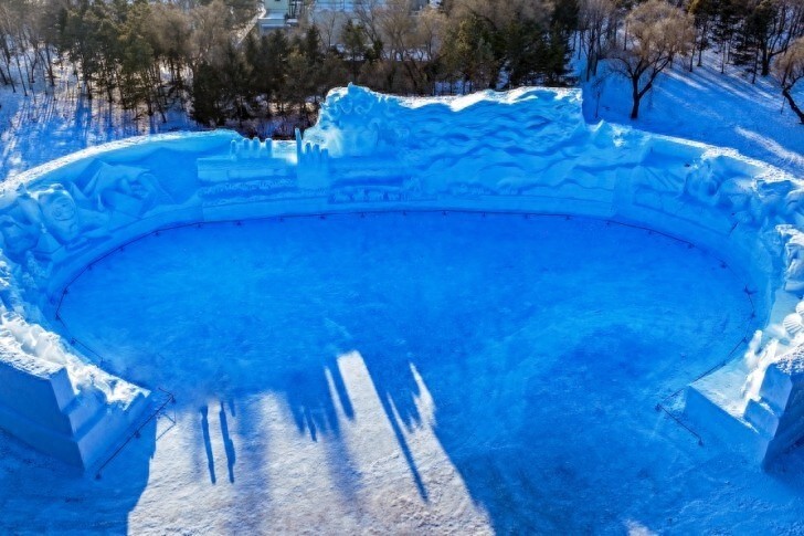 震撼登场！第37届哈尔滨太阳岛雪博会开启奇幻冰雪穿越之旅