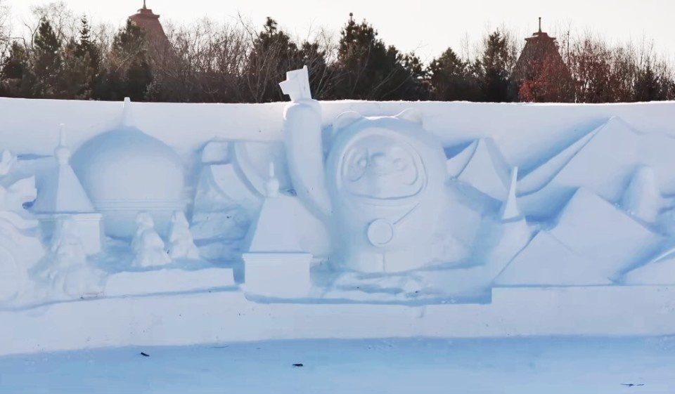 震撼登场！第37届哈尔滨太阳岛雪博会开启奇幻冰雪穿越之旅  第2张