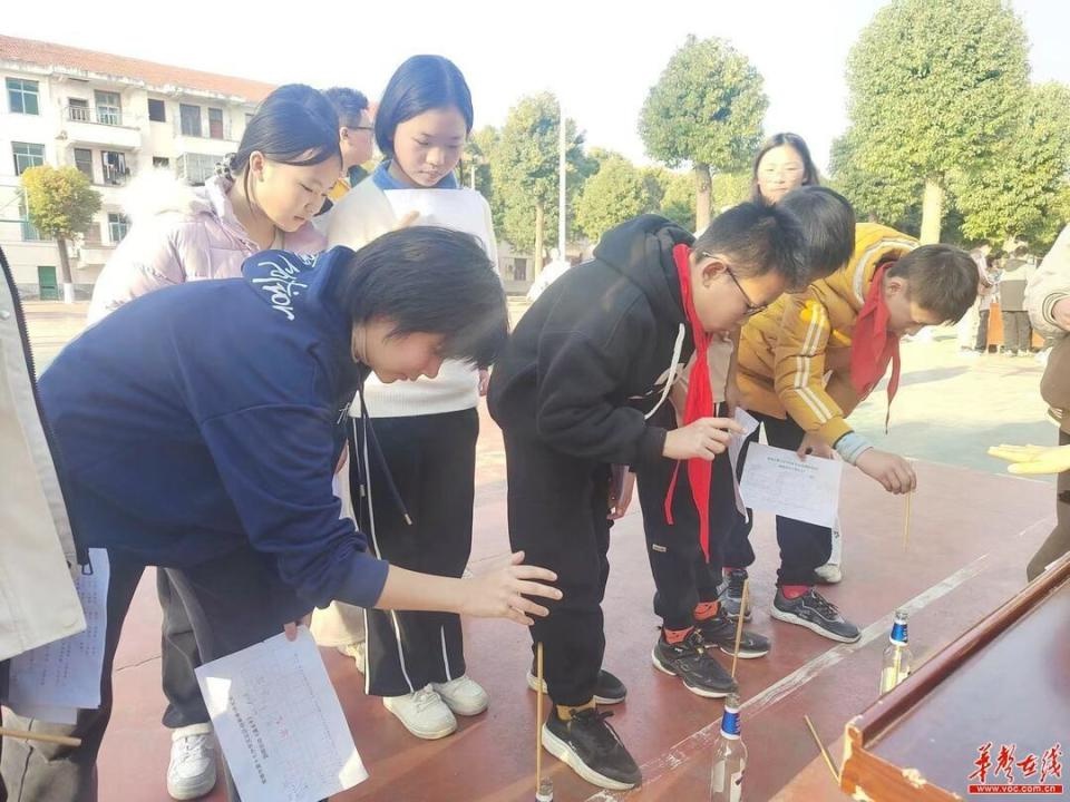 常德市第十七中学元旦游园会：欢乐迎新春，竞技展风采，你参与了吗？  第2张