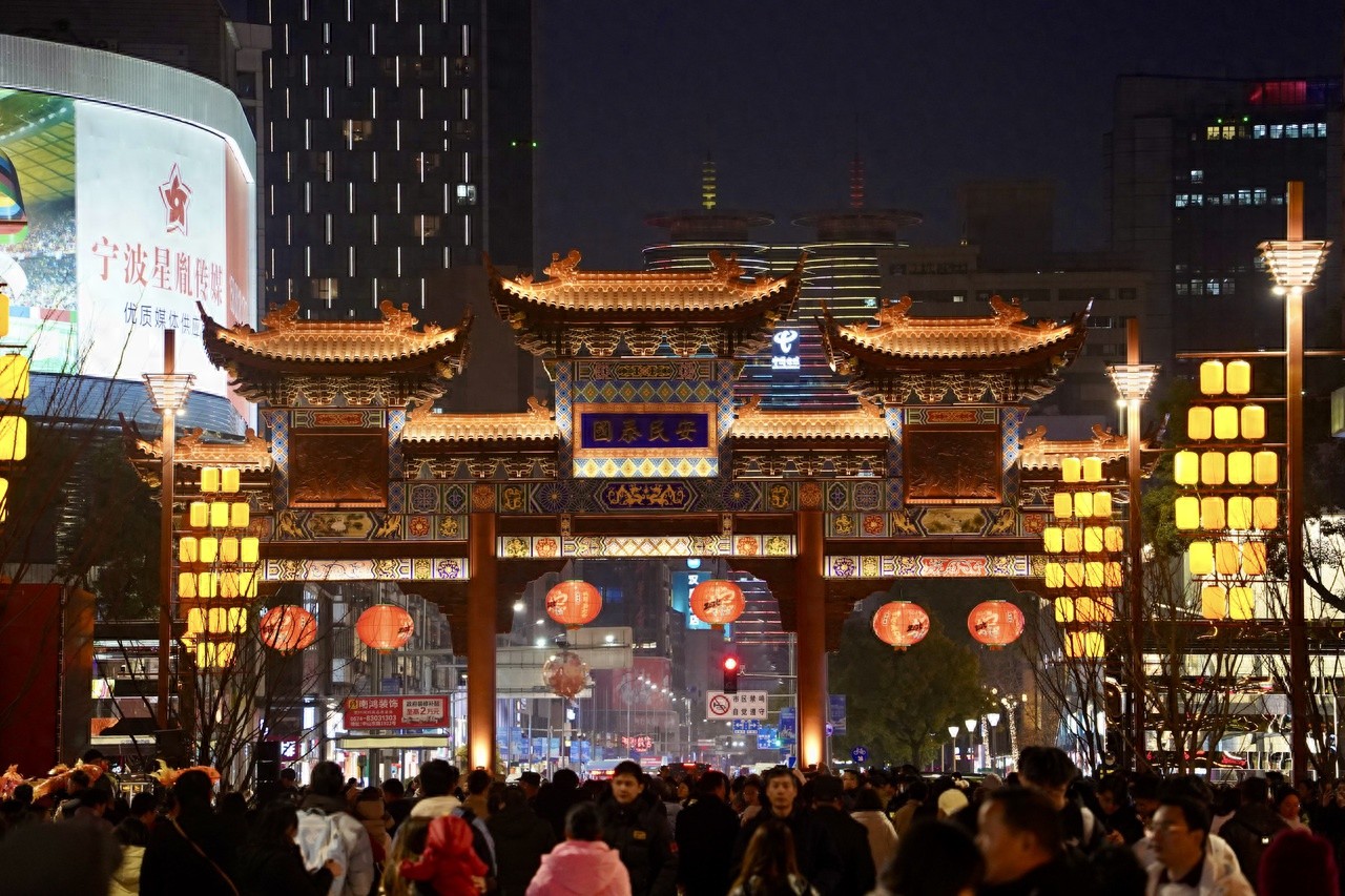 宁波开明坊：历史文化与时尚潮流的完美交融，2024年不可错过的文旅新地标  第1张