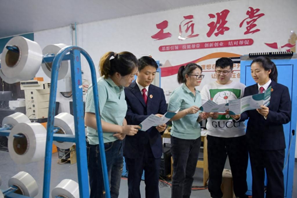 江苏省淮安市洪泽区检察护企法治宣传周：企业法律风险降低的秘诀大揭秘