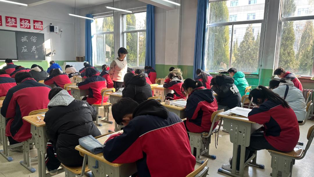 援靖教师苗代婧：用生动课堂点亮靖远二中学子的政治梦想  第8张