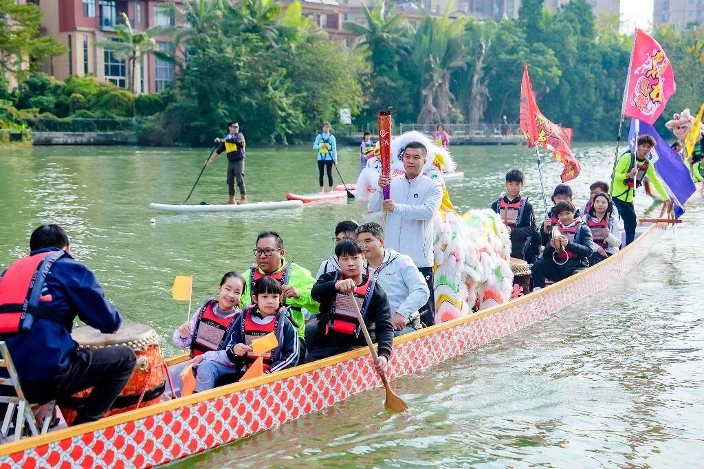 2025顺德容桂火炬传递：28名火炬手5.4公里奔跑，见证城市新变化  第5张