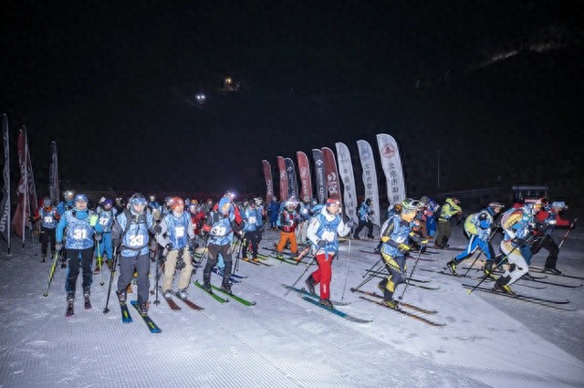 2025新年首日，百名滑雪登山高手齐聚北京，谁将征服雪飞燕？