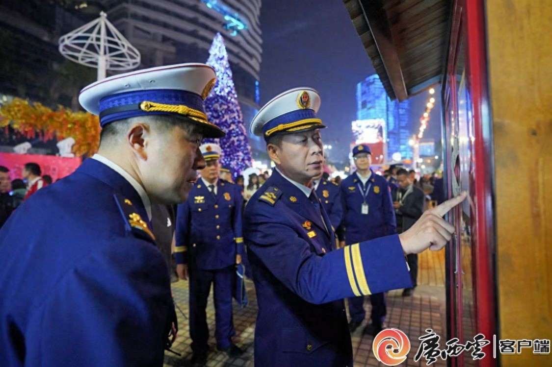 372个检查组深夜出动，全区消防安全夜查行动全面展开，你的安全有保障了吗？  第1张