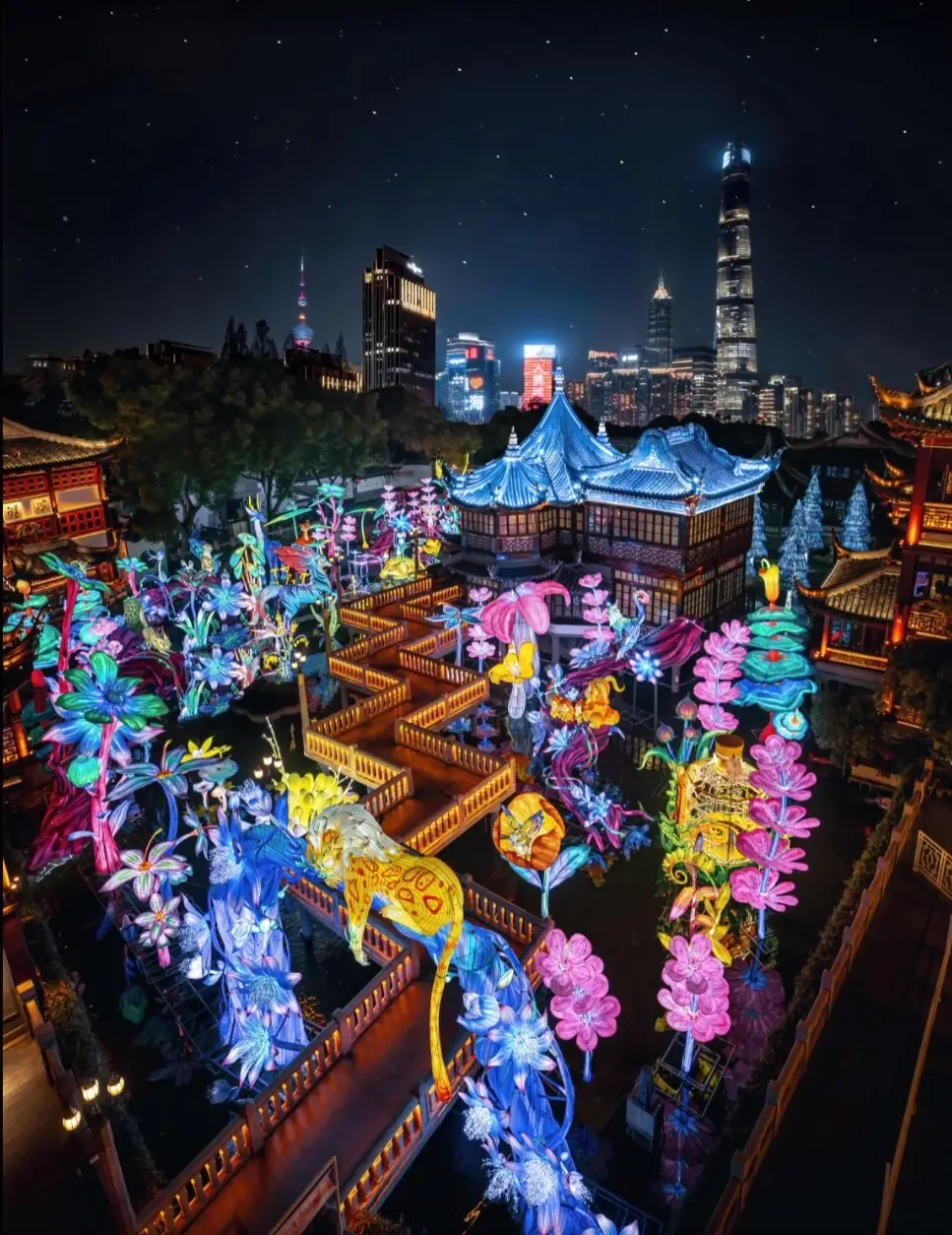 2025豫园灯会璀璨亮灯，开启丛林篇奇幻之旅，你准备好穿越了吗？  第3张
