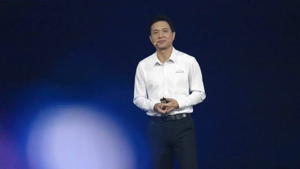 李彦宏预言2025年AI井喷式增长，百度能否在25周年之际开花结果？