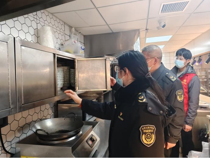 春节假期，黄山这些坚守岗位的英雄们，你知道他们的故事吗？  第7张