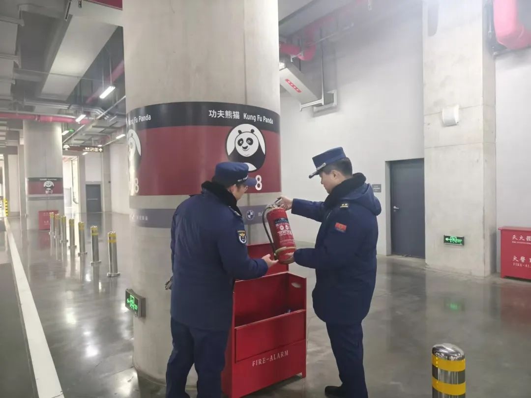 春节假期，通州火焰蓝如何守护2W+步数的平安？揭秘消防员的日常巡逻与应急准备  第10张