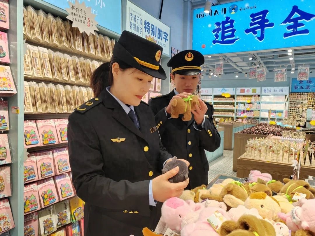 历下区市场监管局如何保障节日市场价格稳定？揭秘他们的秘密武器  第1张