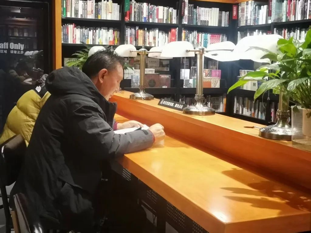 新春图书馆活动多多！工作后知识不够用的你还不来？  第3张