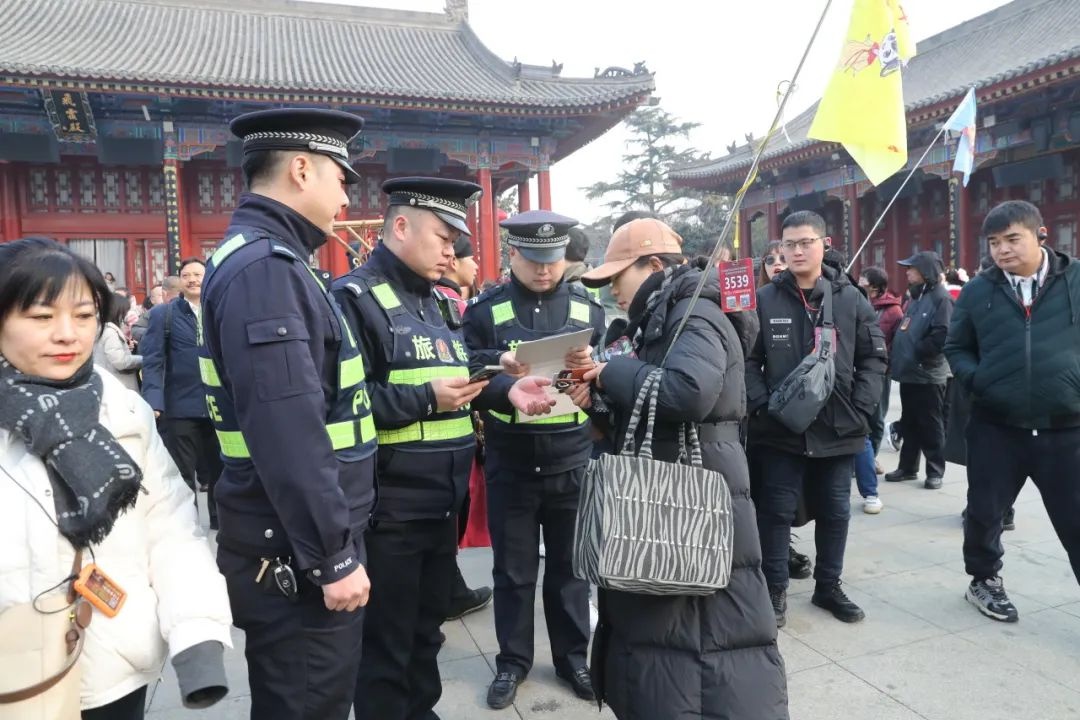 2025春节，谁在守护你的平安？临潼公安的坚守故事让人动容  第5张