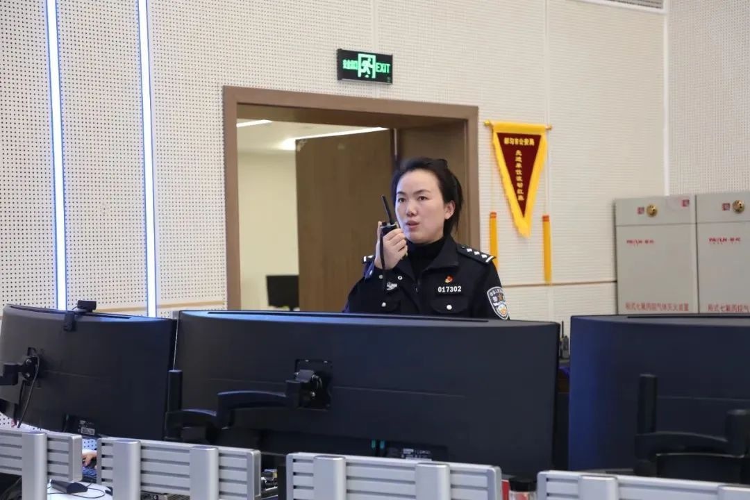 大年初四新年好温暖！都匀公安110民辅警竟这样守护？  第2张