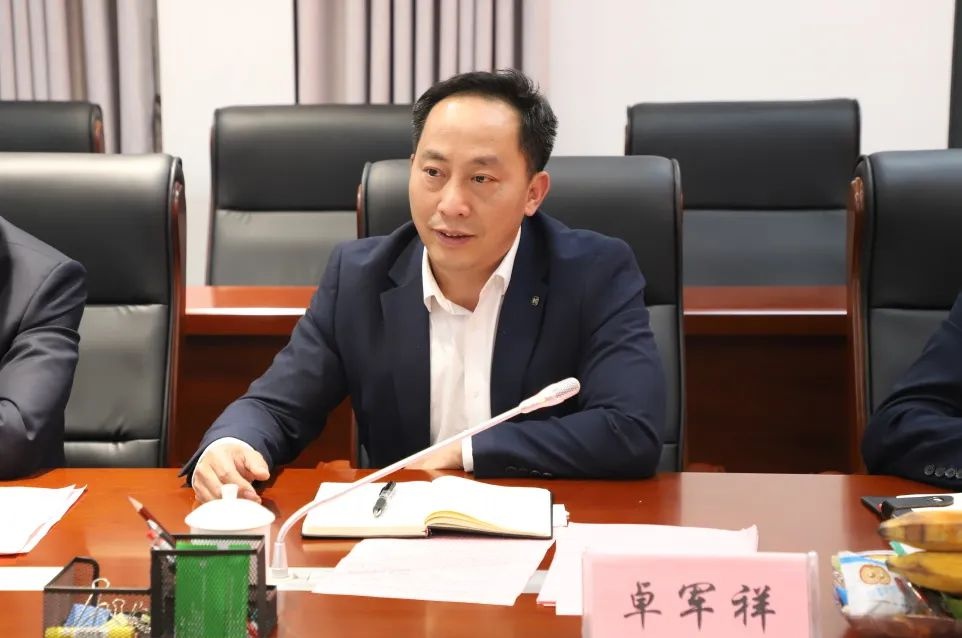 平南卫健茶话会: 8名专家共商发展，有何新篇?  第2张