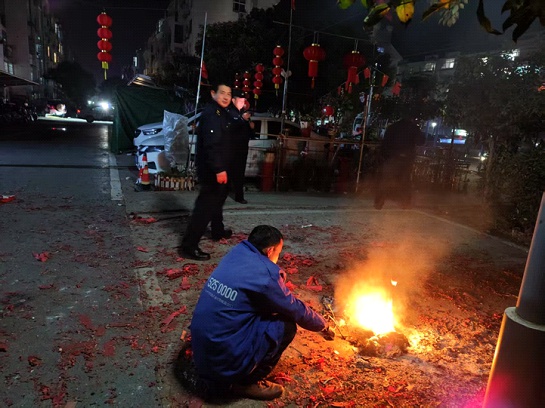 春节假期，他们为何坚守岗位？揭秘城管系统背后的默默付出  第4张