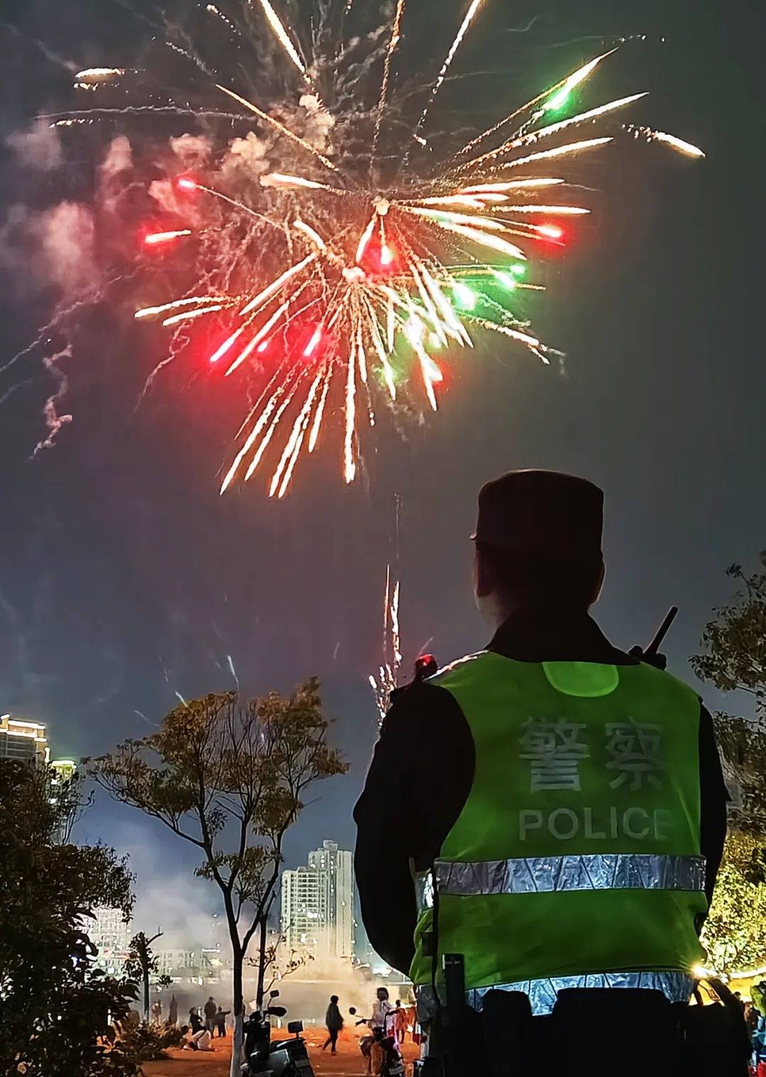 春节阖家团圆时，公安民警放弃团聚守护平安！你知道吗？  第3张