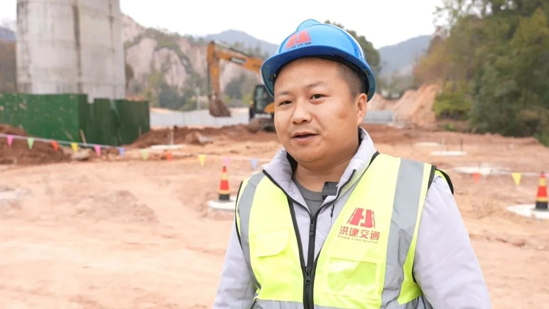 春节工地不停工！40人坚守一线为哪般？  第3张