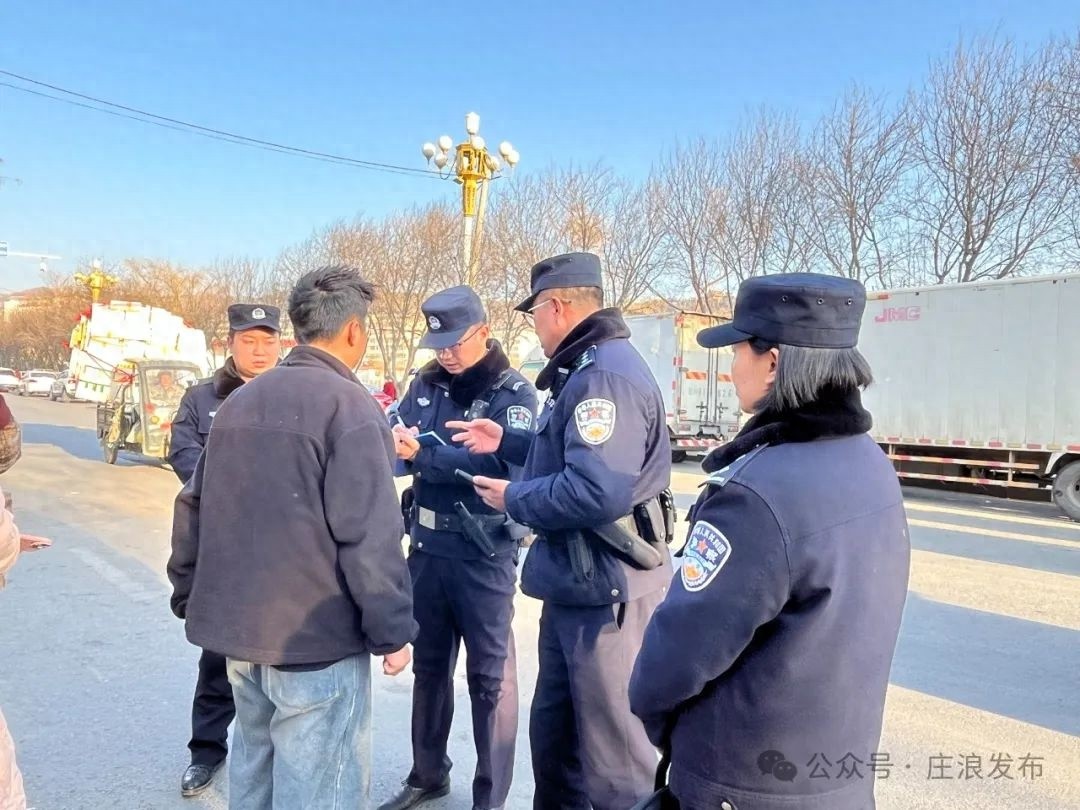 春节期间派出所民警超忙！14年坚守岗位谁能懂?  第1张
