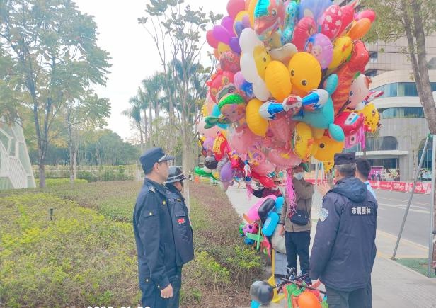 春节万家团圆，他们为何依然坚守岗位？揭秘城市守护者的不眠之夜  第7张