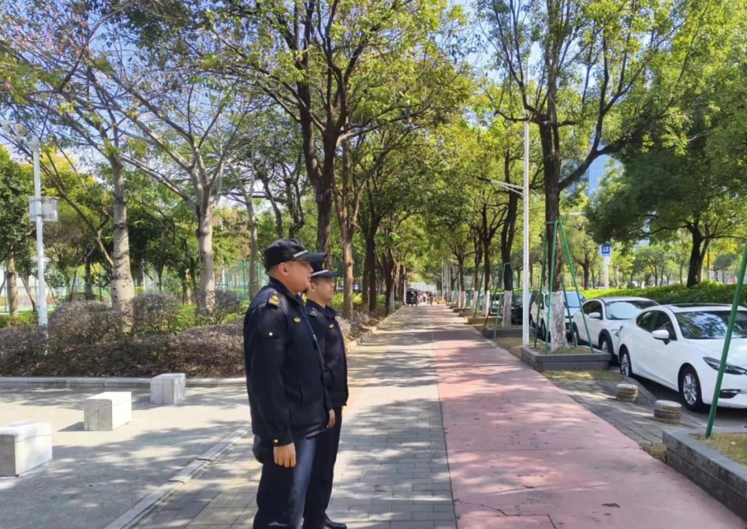春节万家团圆，他们为何依然坚守岗位？揭秘城市守护者的不眠之夜  第8张