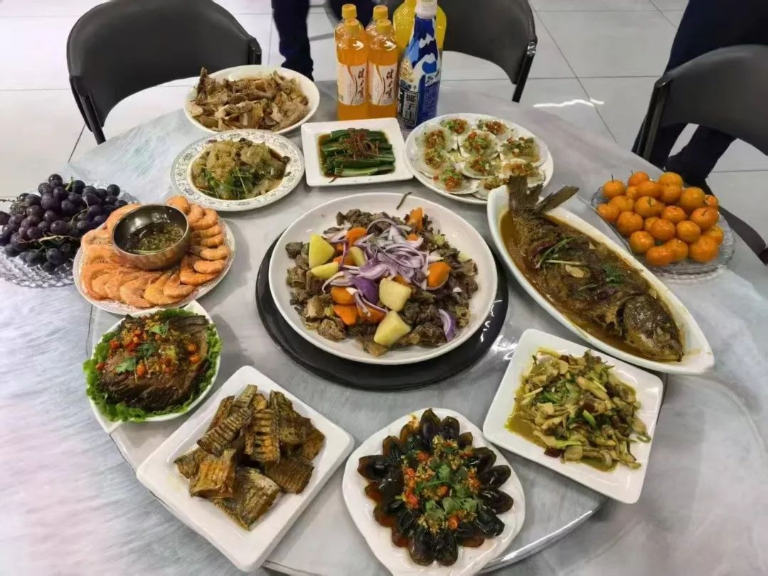 春节万家团圆时，他们为何不能回家？揭秘消防员的坚守与奉献  第2张