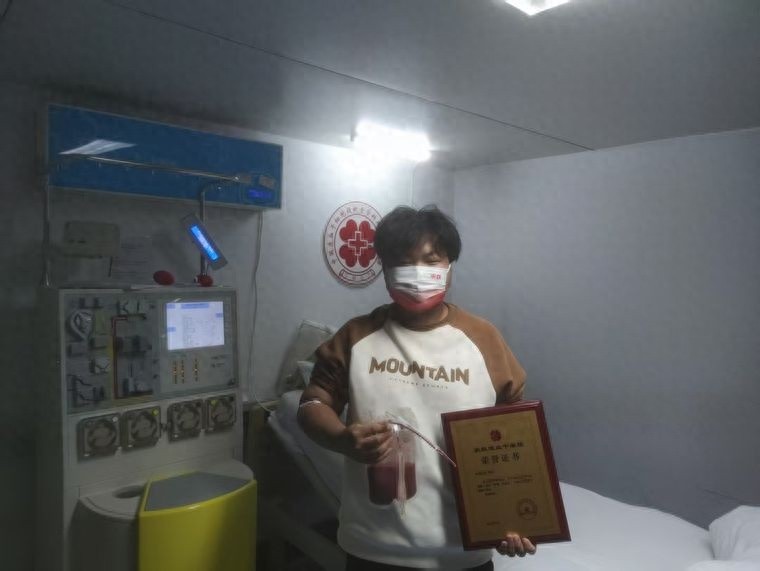 00后大学生瞒着所有人做了这件事，他的选择让整个云南为之动容  第1张