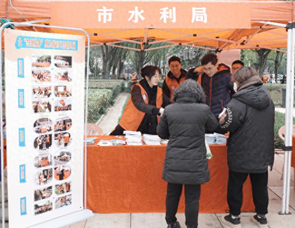 三月学雷锋，水利人如何用行动诠释新时代雷锋精神？节水宣传、美化环境，这些活动你参与了吗？