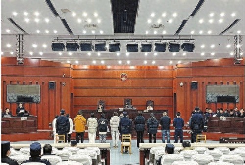 宣称减肥神药竟含毒，数人售卖被判！你还敢信？