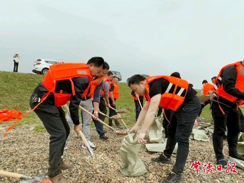 防汛演练惊心动魄！武陵区芙蓉街道与丹州乡如何守护居民安全？  第2张