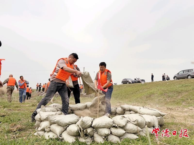 防汛演练惊心动魄！武陵区芙蓉街道与丹州乡如何守护居民安全？  第3张
